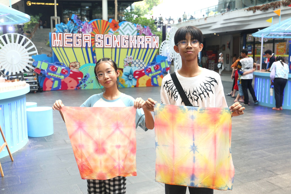 วันแรกสุดคึกคักกับเทศกาลสงกรานต์ ในงาน MEGA SONGKRAN